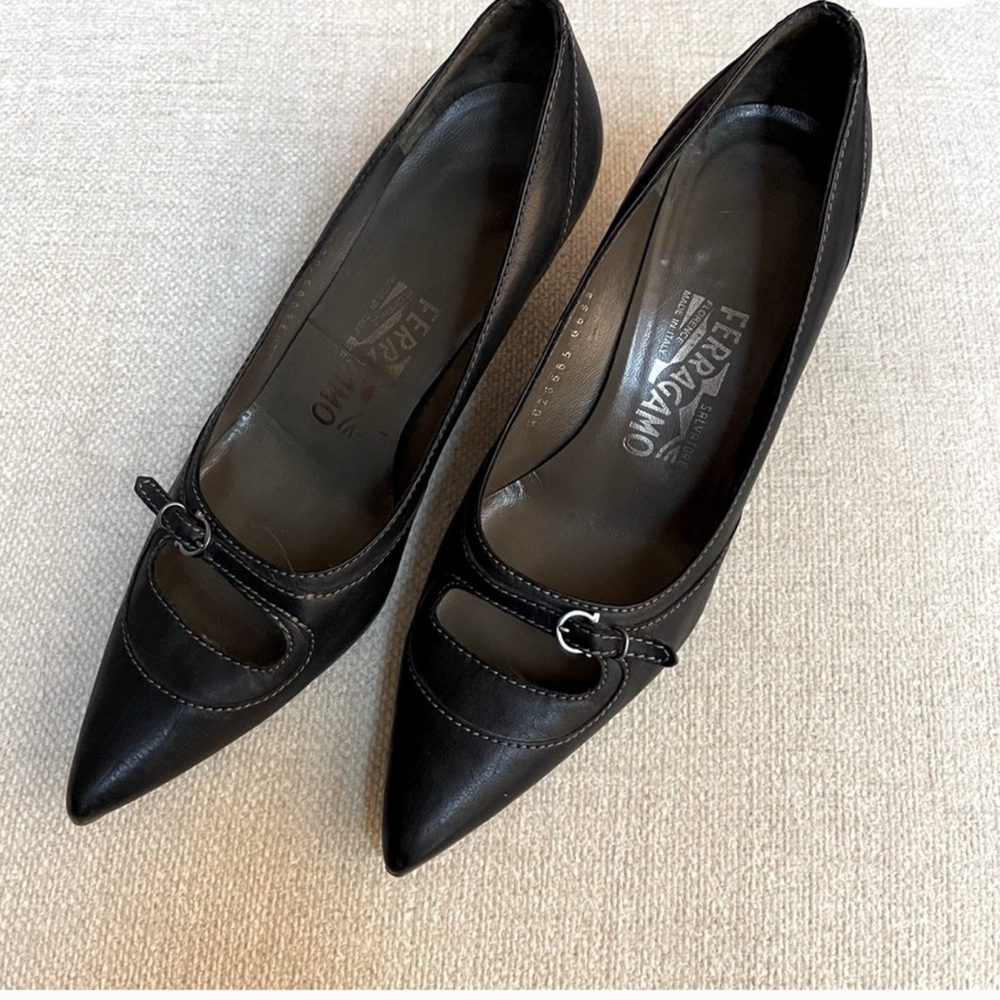 Salvatore Ferragamo | Heels | 2 1/2" | Chocolate Brown | 7